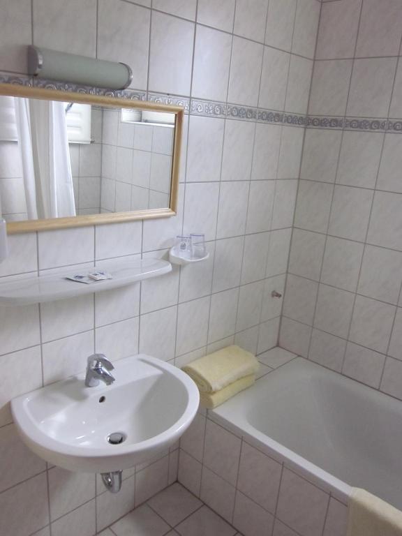 Hotel Waldesruh Düsseldorf Chambre photo